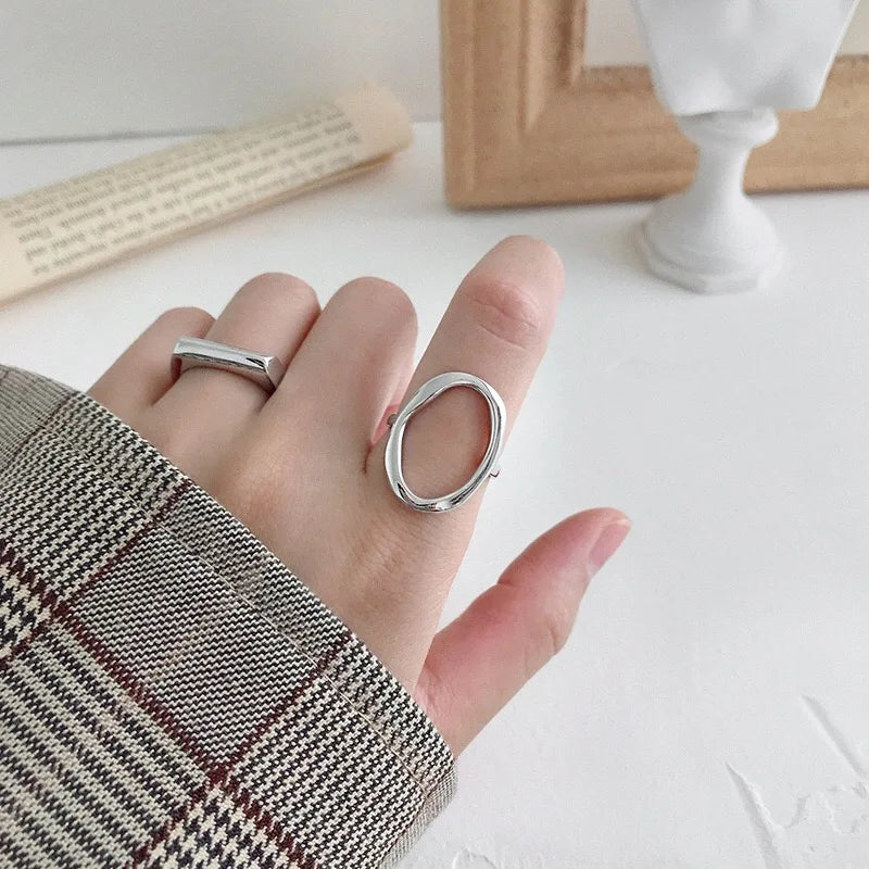 DW WEARS - WOMEN ROUND HOLLOW RING
