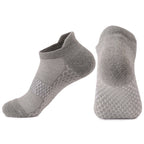 DW WEARS - MEN ANTI-SLIP GYM SOCKS / 20% DISCOUNT