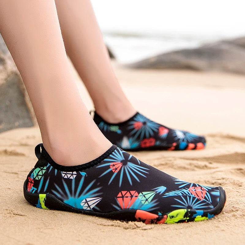 DW WEARS - UNISEX AQUA SHOES