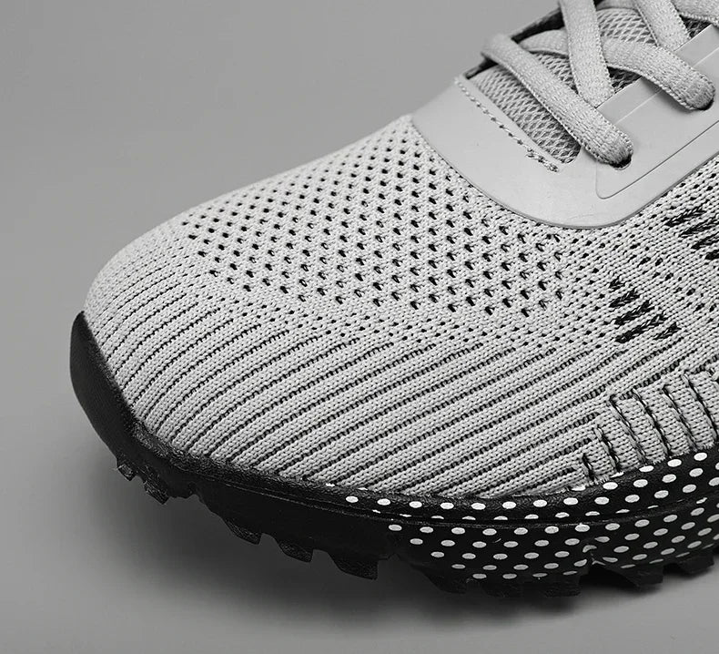 DW WEARS - MEN BREATHABLE GYM SNEAKERS