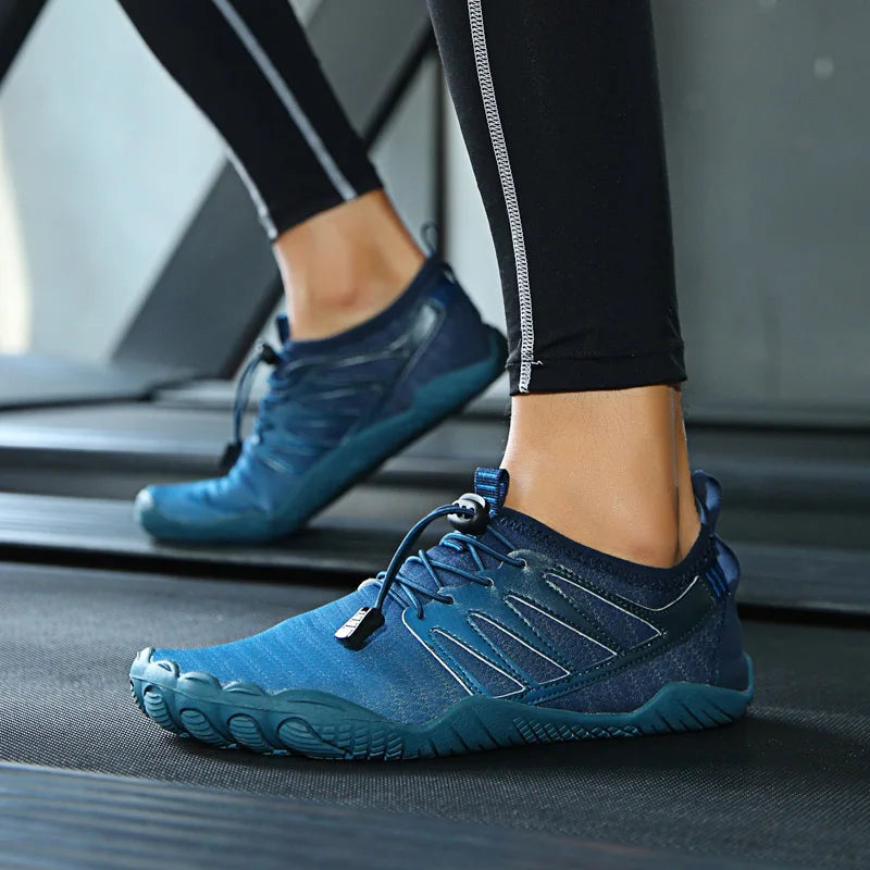 DW WEARS - UNISEX INDOOR TRAINING SHOES