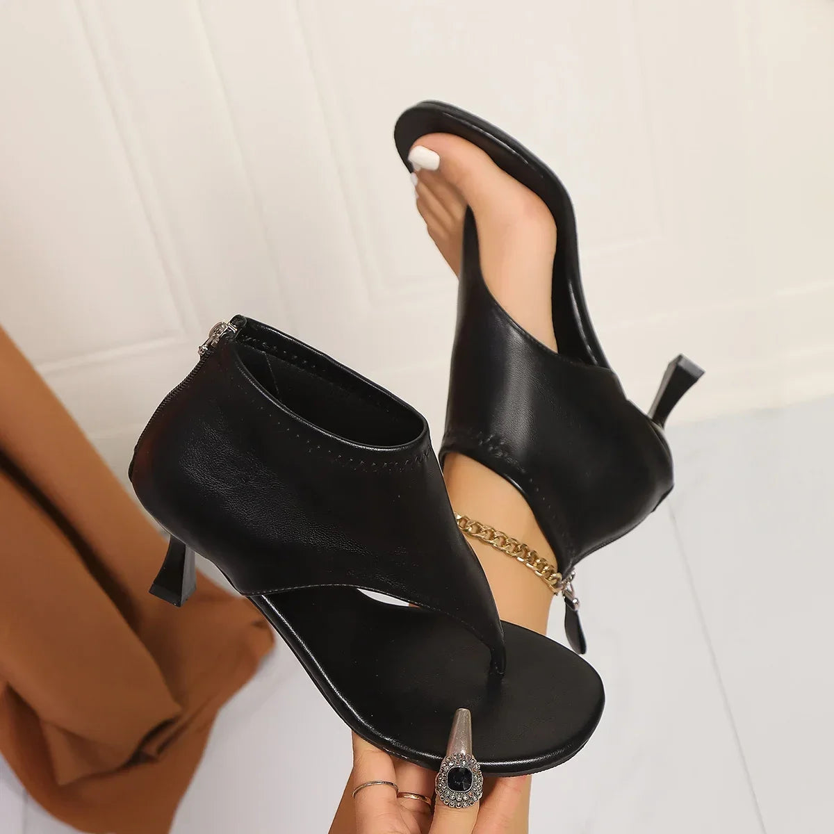 DW WEARS - WOMEN OPEN TOE HEELS