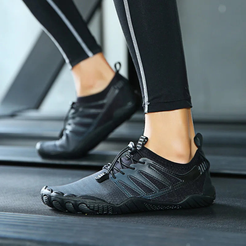 DW WEARS - UNISEX INDOOR TRAINING SHOES