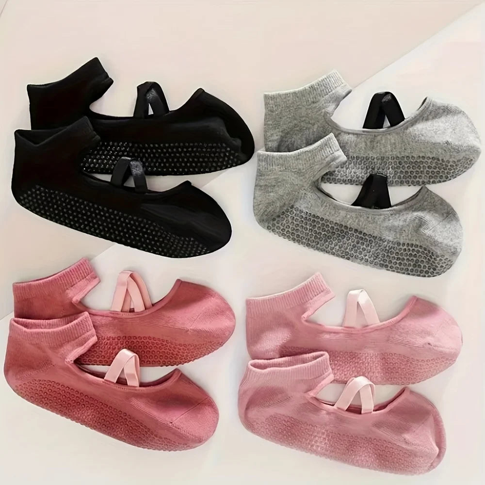 DW WEARS - WOMEN NON SLIP YOGA SOCKS