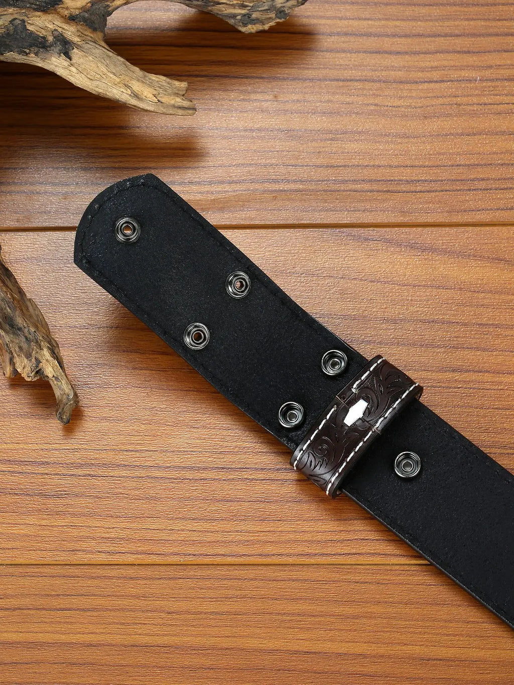 DW WEARS - UNISEX RETRO EMBOSSED BELT ( 20% DISCOUNT )
