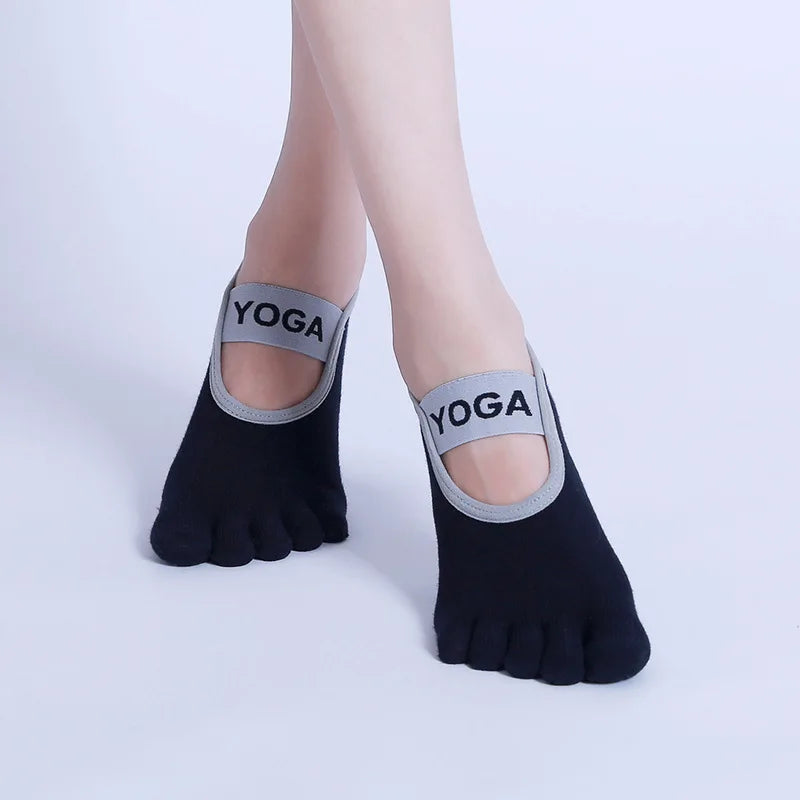 DW WEARS - YOGA ANTI SLIP SOCKS