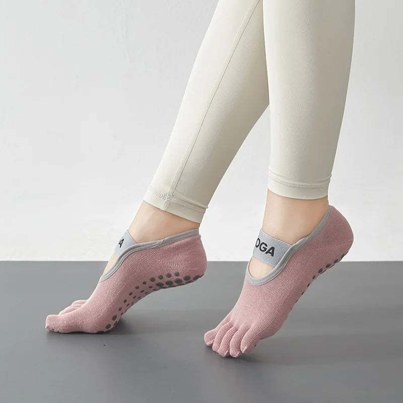 DW WEARS - YOGA ANTI SLIP SOCKS