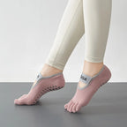 DW WEARS - YOGA ANTI SLIP SOCKS