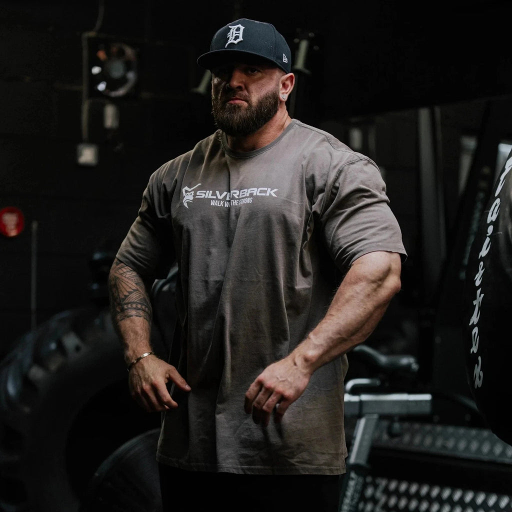 DW WEARS - UNISEX OVERSIZED FITNESS SHIRT