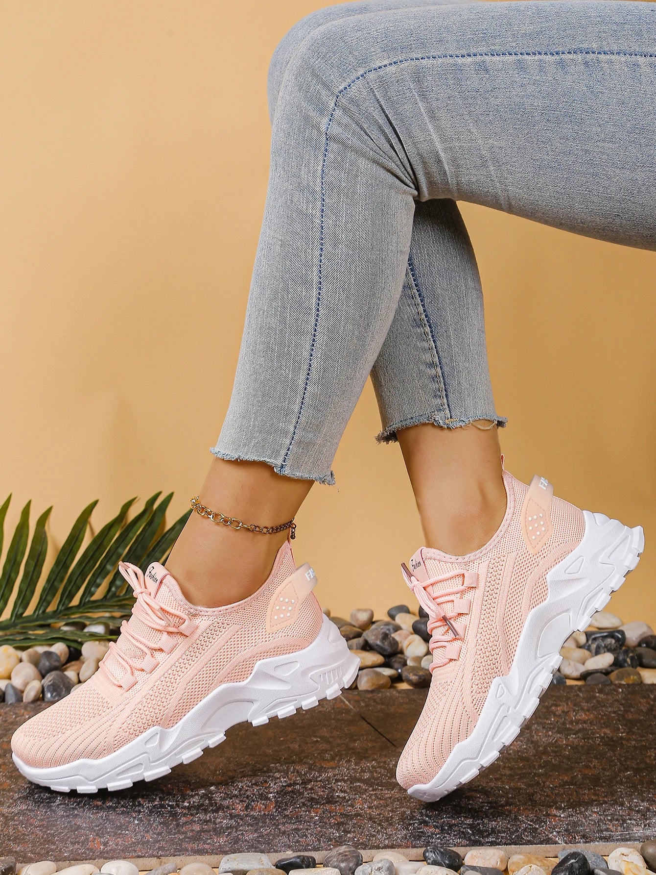 DW WEARS - WOMEN SPORT SHOES ( MESH )