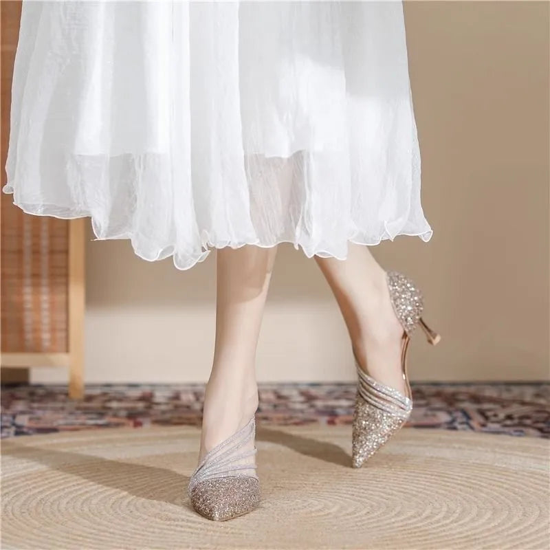 DW WEARS - WOMEN LOW HEELED SANDAL