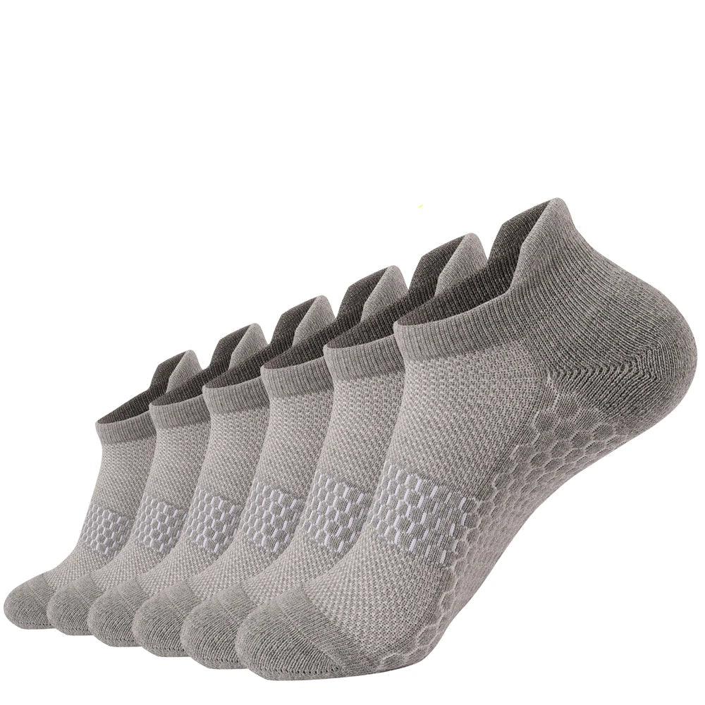 DW WEARS - MEN ANTI-SLIP GYM SOCKS / 20% DISCOUNT