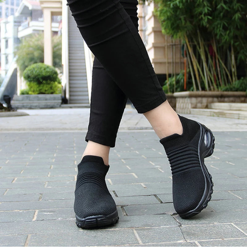 DW WEARS - WOMEN MESH SNEAKERS