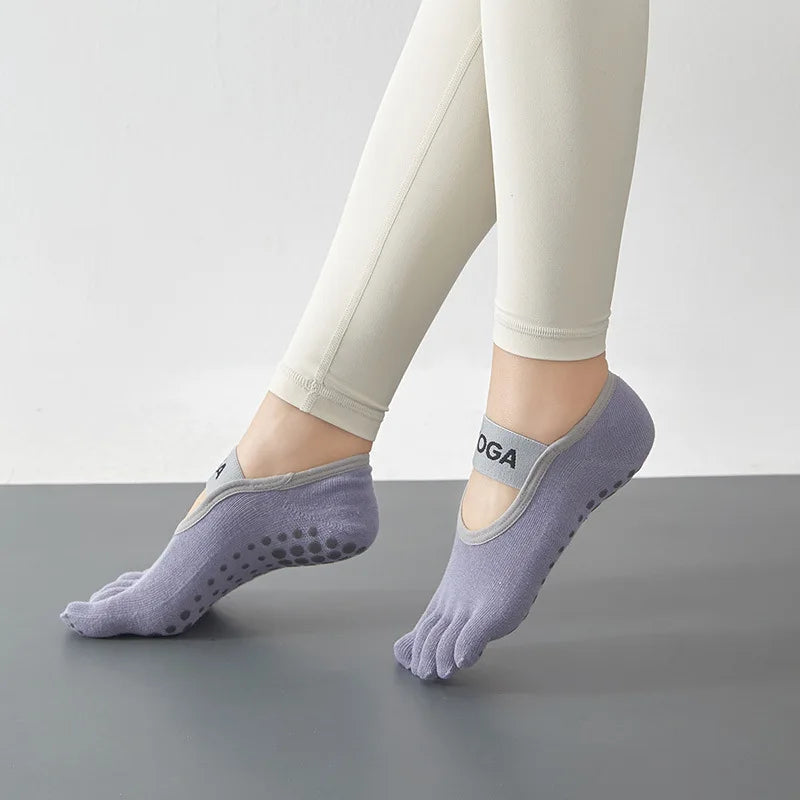 DW WEARS - YOGA ANTI SLIP SOCKS